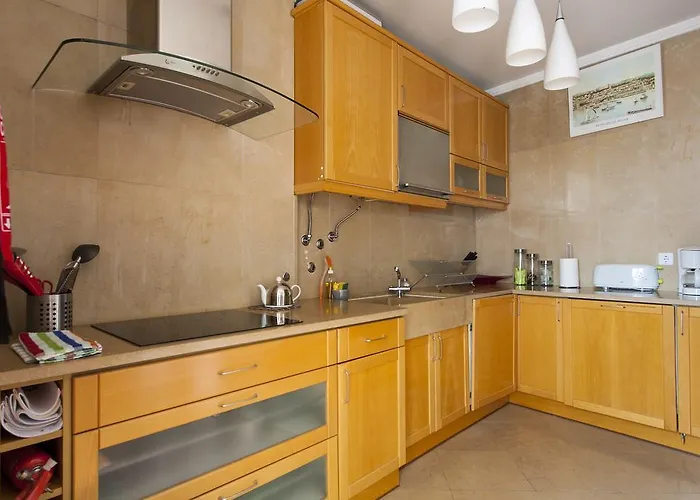 شقة Joivy Spacious And Bright 1-bed Flat With Views In Lapa